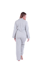 تحميل الصورة إلى عارض المعرض، بيجامة نسائية بأكمام طويلة بـ أزرار