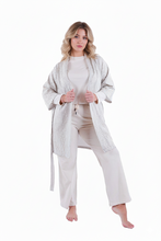 تحميل الصورة إلى عارض المعرض، روب نسائي