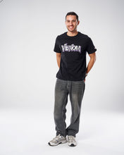 تحميل الصورة إلى عارض المعرض، تي شيرت بشعار فينوم