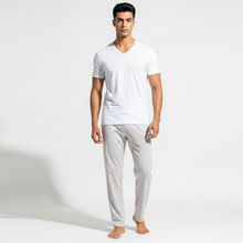 تحميل الصورة إلى عارض المعرض، WG V-NECK SS T.SHIRT Bright White