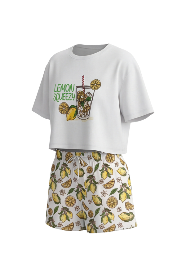بيجامة بناتي تيشيرت أوفر سايز كروب نص كم مع شورت واسع Bright White – بساطة عصرية بلمسة ناعمة