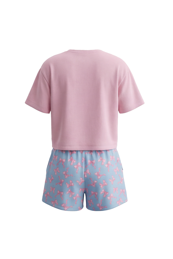 بيجامة بناتي تيشيرت أوفر سايز كروب نص كم مع شورت واسع Ballerina – نعومة عصرية بلمسة أنثوية