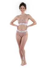 Load image into Gallery viewer, Women Sports Bra, Red paisely
