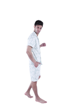تحميل الصورة إلى عارض المعرض، Men Short Sleeve Pajama with Button - White Flower
