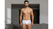 Load image into Gallery viewer, JIL ,Slip white 30/1 Yarn
